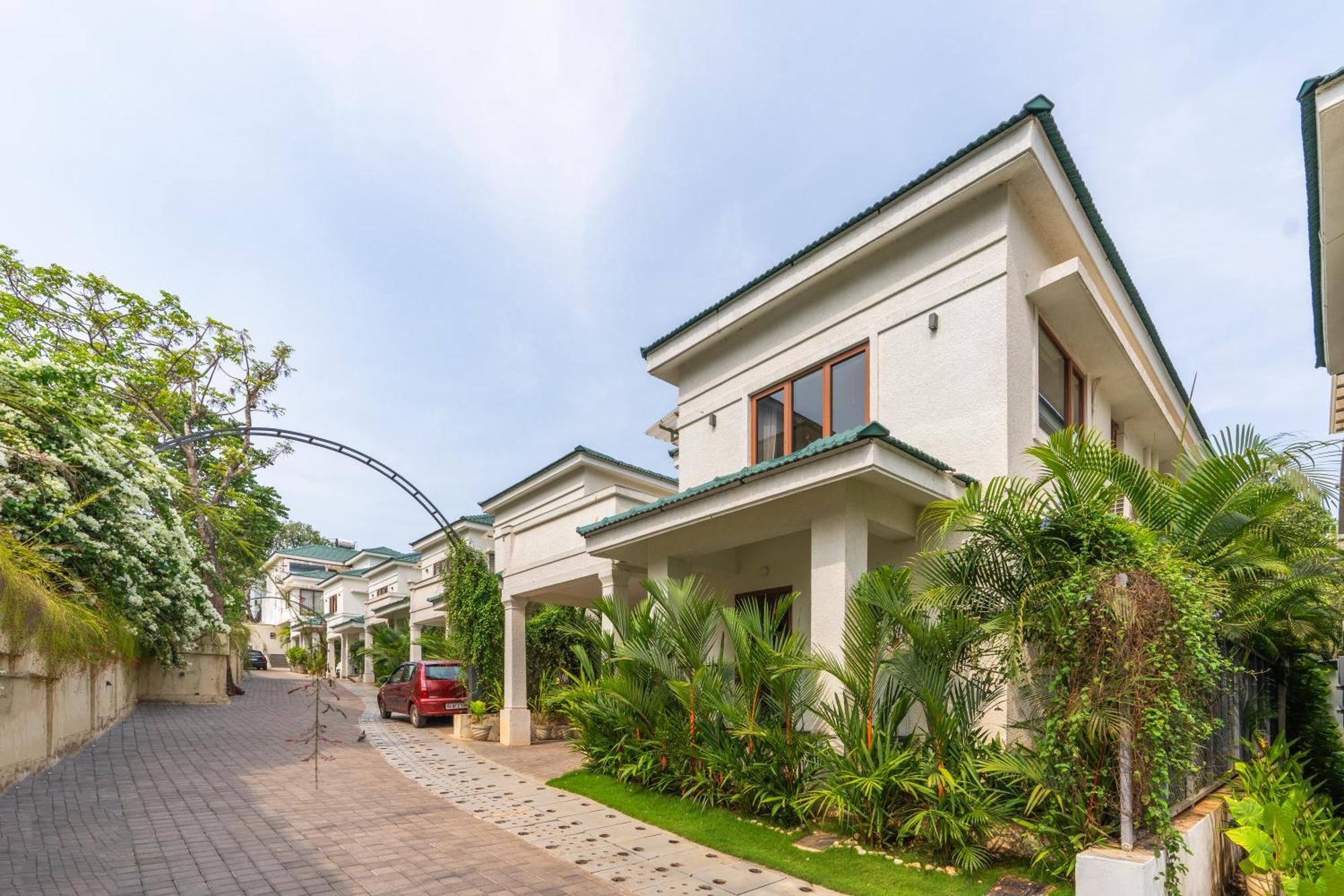 Elivaas 3 Bhk Pvt Pool & Bar - Villa Valerie Oxel Екстериор снимка